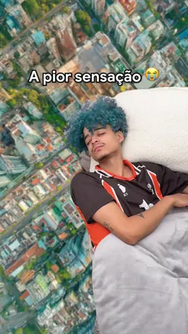 A post by @jooj on TikTok caption: Já sonhou com isso tbm? KKKKK 😭😭  ib: @godfreytwins98 