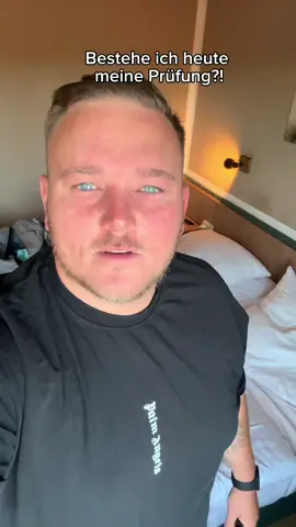 A post by @schatzo.und.schatzoline on TikTok caption: Unbezahlte Werbung| Ein riesiges Dankeschön an @AnglerGegenMobbing & die @Anglerschmiede ! Ohne eure Unterstützung, Tipps & den genialen Online-Kurs hätte ich das nicht so easy geschafft! Wenn ihr eure Prüfung auch rocken wollt: ➡️ Code: AGM10 bei der @Anglerschmiede @AnglerGegenMobbing nicht vergessen! 👌🏼 Jetzt heißt es: Ran ans Wasser – Fisch fangen! 🐟🔥 #PetriHeil #AnglerGegenMobbing #Anglerschmiede #AGM10 #lustig #donaldduck #comedy #familie #lachenistgesund #Meme #reelsinstagram #familienleben #angeln 