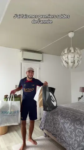A post by @illyeskays on TikTok caption: Alors vous validez ? 🫶🏽 