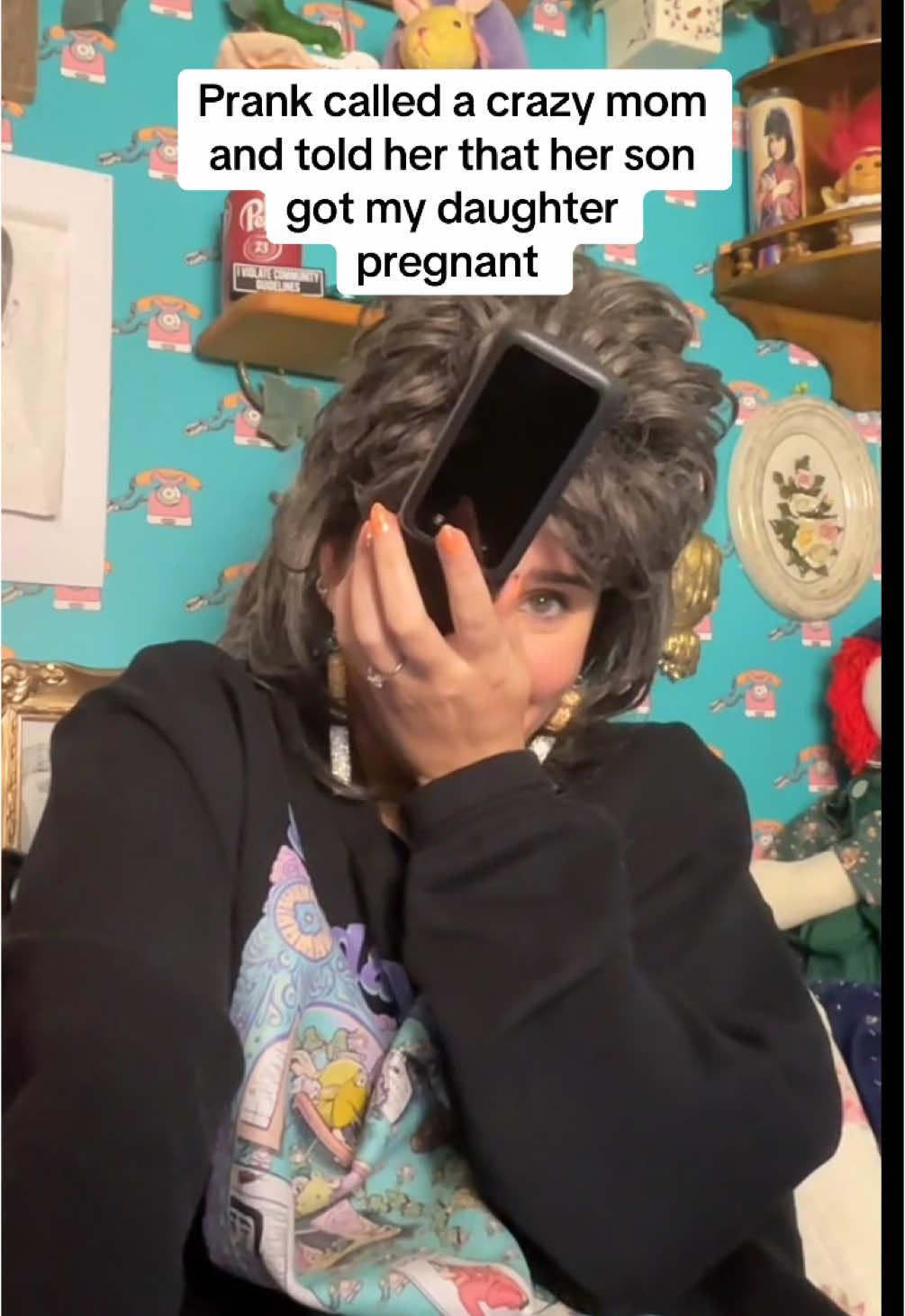 A post by @sarahsoda5 on TikTok caption: This one made my hooty bole pucker #fyp #prankcall #suedillon