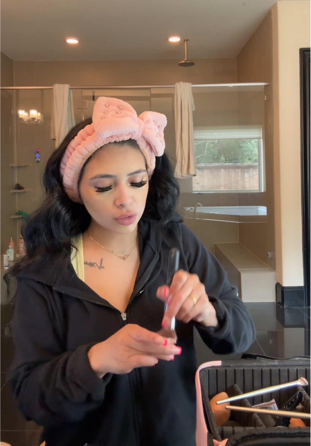A post by @prettyfacedjamie on TikTok