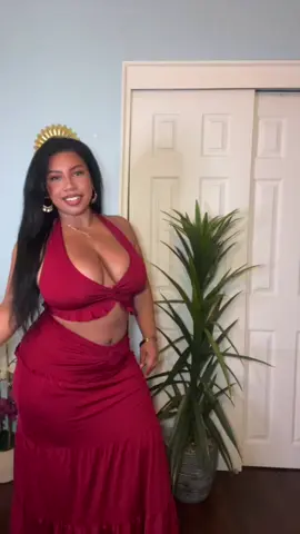 A post by @forevercurlybri on TikTok caption: Obsessed with this set 🥰 #fypシ #curvytiktok #fypシ゚viral #curvyfashion #tiktokshop 