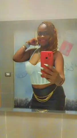 A post by @juliequembo2 on TikTok