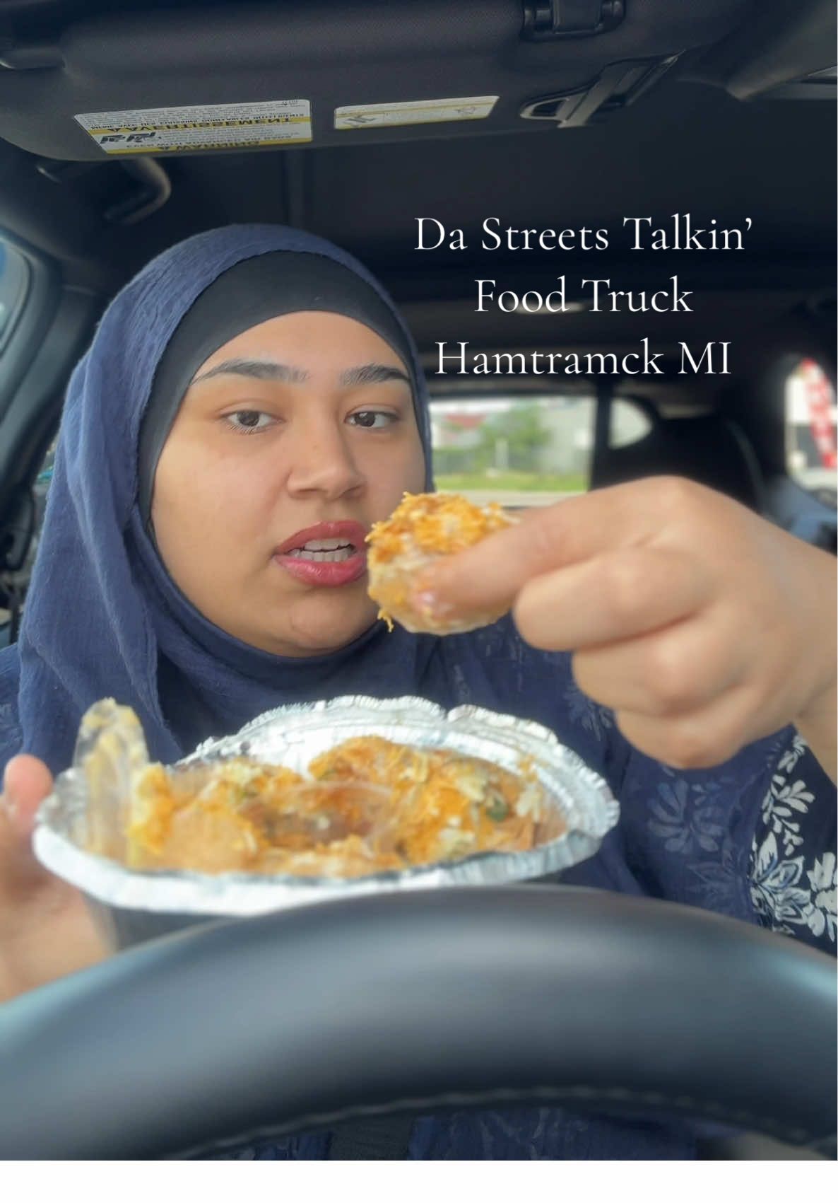 A post by @sharmineats on TikTok caption: Tried @dastreetstalkin_ Located in 12097 Conant St, Hamtramck, MI! They serve Bengali food and fusion food and honestly some great food and service! 🌮🇧🇩🐅 #fyp #fusionfood #birriatacos #michigan #halalfood #foodtruck #foodreview 