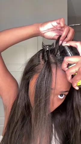A post by @xoalyria on TikTok caption: This Got2B glue remover spray is actually so good, I’m buying 5 more bottles😭 #fyp #quickweave #sidepartquickweave #got2b 