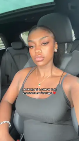 A post by @ravenbelike_ on TikTok caption: Love u ❤️