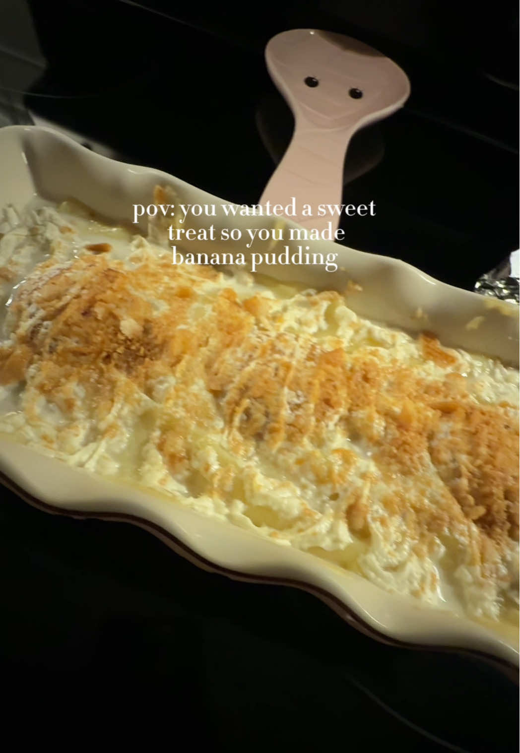 A post by @raealexandria_ on TikTok caption: me have several sweet tooths 🦷🙂‍↔️  #bananapudding #learningtocook 
