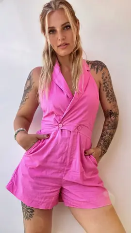 A post by @verena_ina on TikTok caption: #CapCut #summertime#pink 