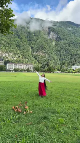 A post by @noureenafrosepiya22 on TikTok caption: ❤️🤍 Dress: @Art's Of PiYa 🌺