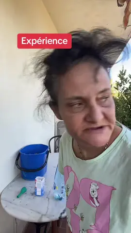 A post by @latiktokeuse83officie3 on TikTok caption: #tutorials #humour🤣🤣🤣🤣 pour une fois que ça marche 🤣🤣🤣🤣