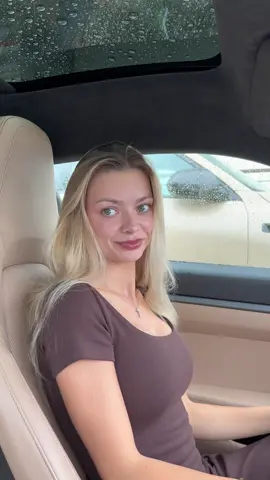 A post by @anyaischuk on TikTok caption: 😁