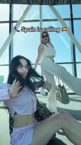 A post by @busekorkmaz on TikTok caption: Bizziiiko🫰🏻