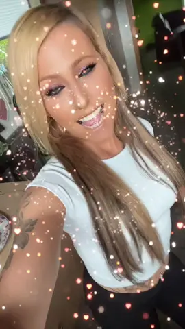 A post by @stephanieschalk95 on TikTok