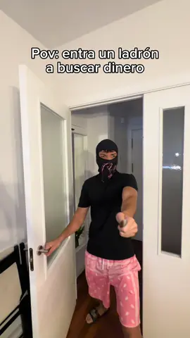 A post by @marcloper on TikTok caption: 467k en ig? Marclopeer😎 con @fernangold 