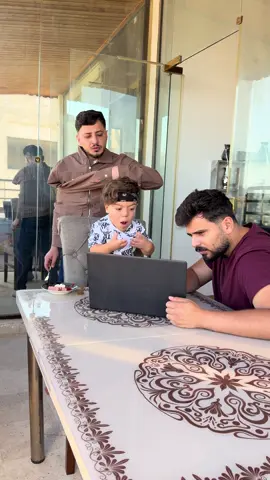 A post by @yahia_x on TikTok caption: 😂😂😂😂😂#يحيى_الزعبي 