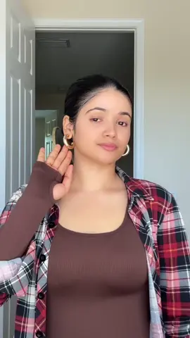 A post by @sushila.santosh on TikTok caption: Earrings 🩷#foryou #tiktokshop 