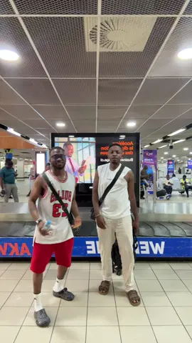 A post by @jojolecomedien1 on TikTok caption: @Bovann 