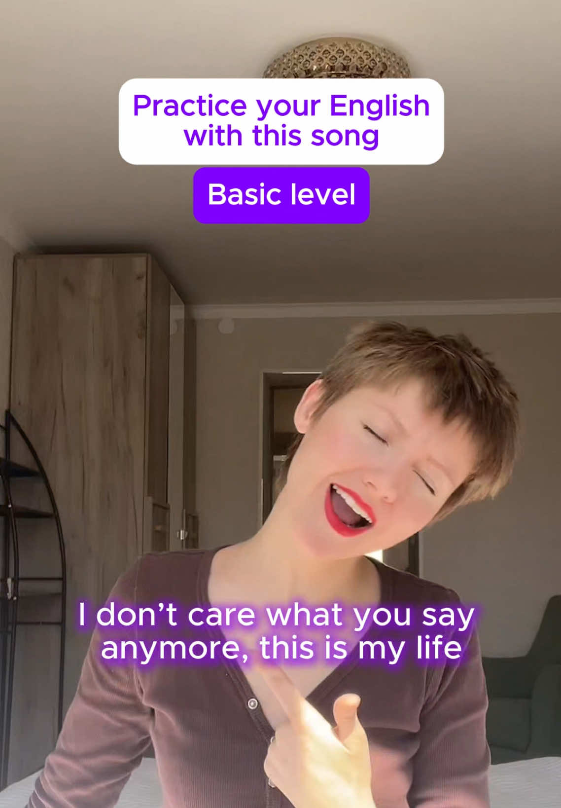 A post by @lola_speak1 on TikTok caption: @lolaspeak_app 🚀 Download our app and get a personalized learning plan based on your interests!  #learnenglish #speakenglish #vocabulary #studyenglish #EnglishTips #language #grammar 