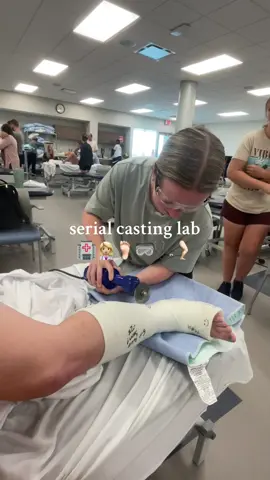 A post by @kenzieemadison on TikTok caption: paging Dr. Torres to the OR 🫡🤠🏥🩺 #physicaltherapystudent #ptstudent #physicaltherapytiktok #medstudent #physicaltherapy 