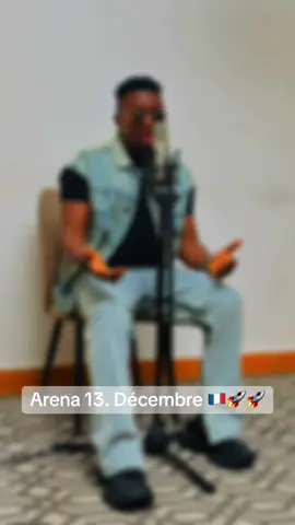 A post by @azayafanpageofficiel3 on TikTok caption: Disponible sur YouTube 