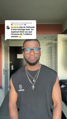 A post by @jojolecomedien1 on TikTok caption: Réponse à @🇨🇲- Laura keliane 👄 