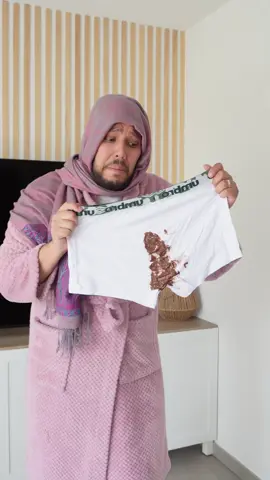 A post by @malikbouti on TikTok caption: Le daron a fait une dinguerie 😂 #humour #sketch 
