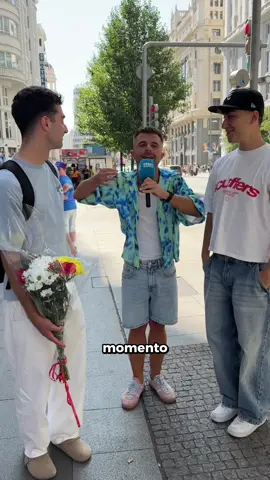 A post by @ibngarcia on TikTok caption: viva el amoooor💖 #humor #amor 