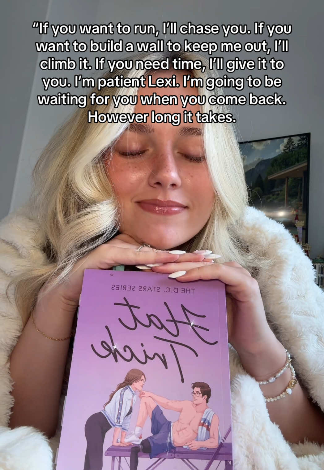 A post by @yannareads on TikTok caption: I’m falling for this man left and right 💁🏼‍♀️ #hattrick #BookTok #books #hockeyromance #romancebooks 