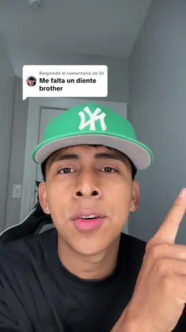 A post by @santyg678 on TikTok caption: Respuesta a @Gt #sonrisa #santyg #😂 
