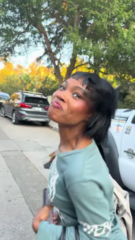 A post by @quenblackwell on TikTok caption: I GOT A BOB 