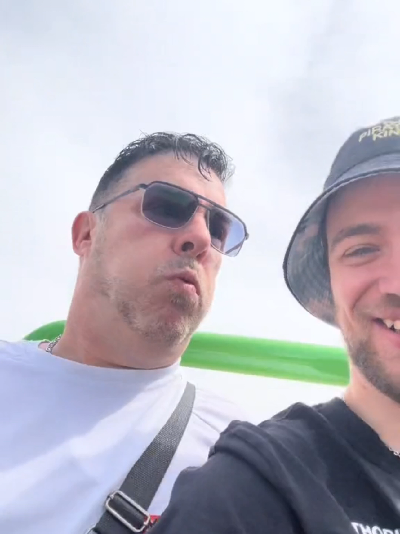 A post by @famillepapounini on TikTok caption: Il etait pas tres serein 🤣 #videodrole #pourtoi  #drôle #blague #humour #romainetsonpere 
