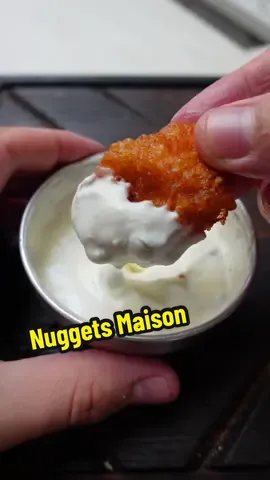 A post by @seizemay on TikTok caption: Des Nuggets meilleur qu’au Fast-food !! 🤤🐔 #nuggets #recettenuggets #nuggetsmaison