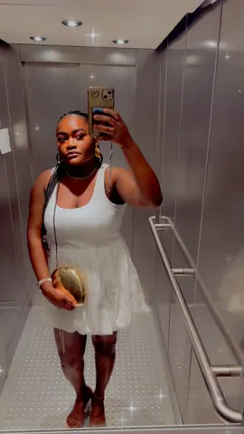 A post by @esperancekabeya on TikTok caption: 🇵🇹🇵🇹 🇵🇹