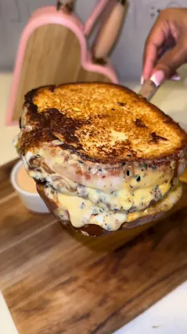 A post by @cookingwithdestiny_ on TikTok caption: Patty melt w/ @Dan-O’s Seasoning #flavorwanted #danospartner 