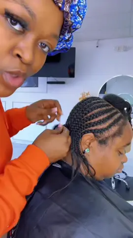 A post by @beautybyalicedimplz on TikTok caption: #fyp #dallasbraider #dfwbraider #beautybyalicedimplz #trending #foryoupage #trending 