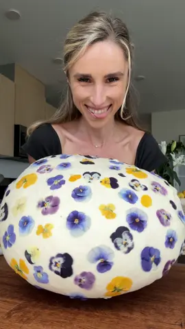A post by @jeshastevens on TikTok caption: How about a 🌼 bagel? #bagel #sourdough #baking #bagels #breakfast 