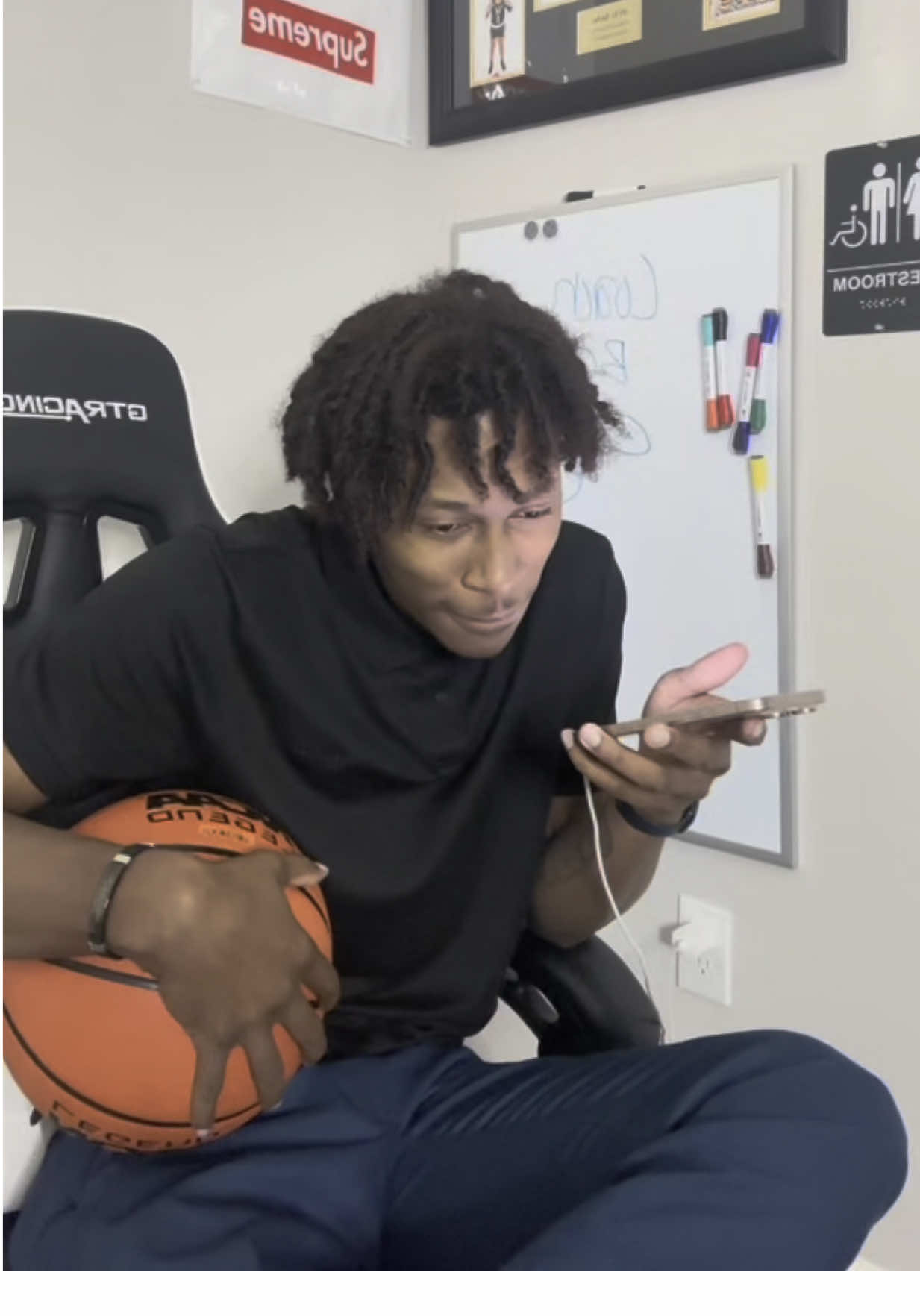 A post by @kendrickthomasjr on TikTok caption: 🤣🤣 man i know he was mad he wasted 3 min of his life #fyp 