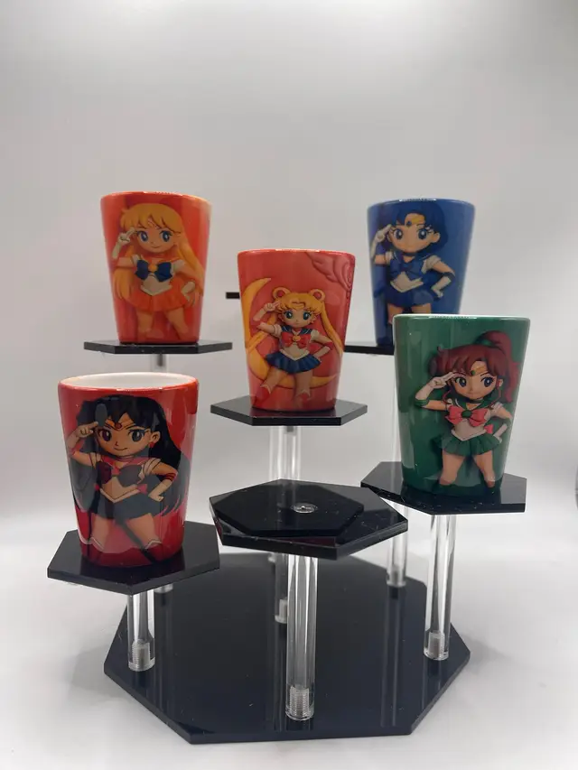 A post by @royalcustomsz on TikTok caption: #sailormoon #Anime 