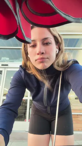 A post by @nicoleegomezc on TikTok