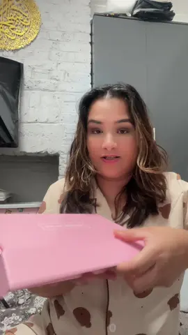 A post by @tiac09 on TikTok caption: #bangla #unboxing #speaking #video 