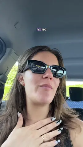 A post by @chiaras.italiano on TikTok caption: Check the Italian vocab in the comments 🇮🇹 _ #learnitalian #italian #italiano #italianoparabrasileiros #italianoperstranieri #learnitaliantiktok #italiantok 