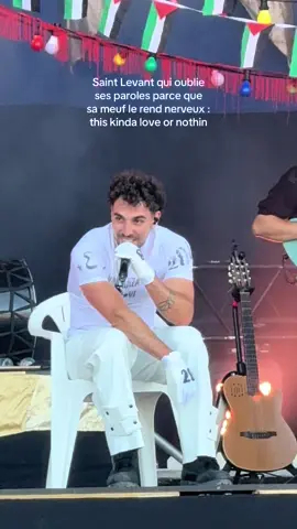 A post by @lise_favre on TikTok caption: Le regard final c’est pour me tuer 😮‍💨  @Saint Levant @Naïka svp adoptez moi ❤️ #saintlevant #naika #saintlevantnaika #Love #amour 