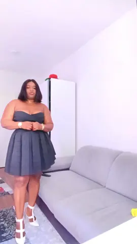 A post by @doucefleure on TikTok caption: #un sons d'amour #senegalaise_tik_tok #cotedivoire🇨🇮 #tiktokviral #camerountiktok🇨🇲 #allemagne🇩🇪 #cotedivoire🇨🇮 #gabon🇬🇦 #neuwchallenge 
