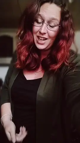 A post by @nessa01071998 on TikTok caption: Diese Kombi ist mega 😍freu mich schon auf den Song wen er draußen ist 🥰🥰 #fy#fyp#zusammen#SDP#🥰 