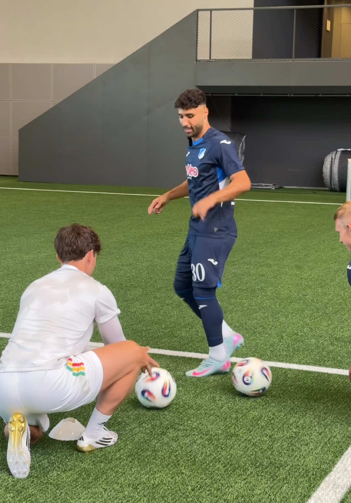 A post by @naderjindaouifussball on TikTok caption: 🕺 