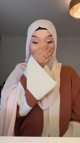 A post by @qalbarry on TikTok caption: Waxan ka ilawey hadiyadihi fake bey ahayen😭💔#qalbi 