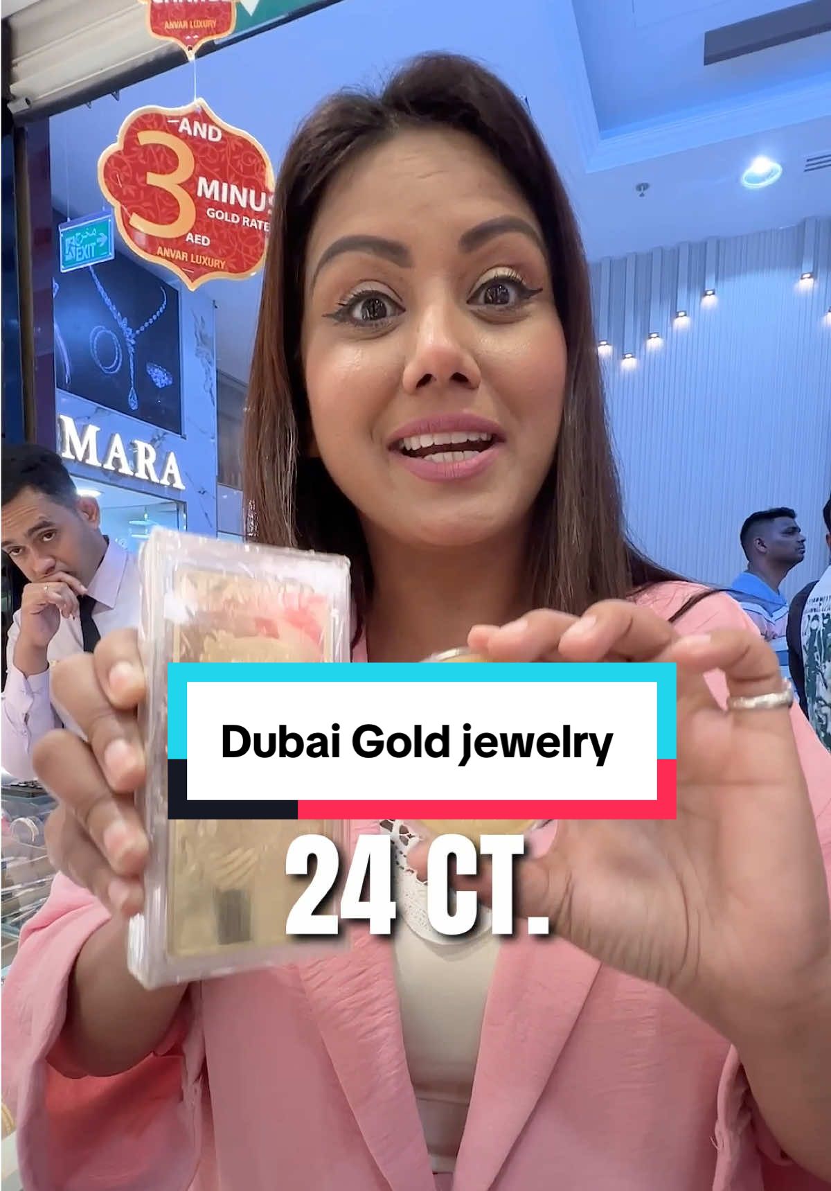 A post by @travelwithmamta on TikTok caption: #dubaigold #golddubai #goldbiscuit #traveldubai #gold #24ktgoldjewelry #goldsoukdubai #mamtasachdeva #travelwithmamta 