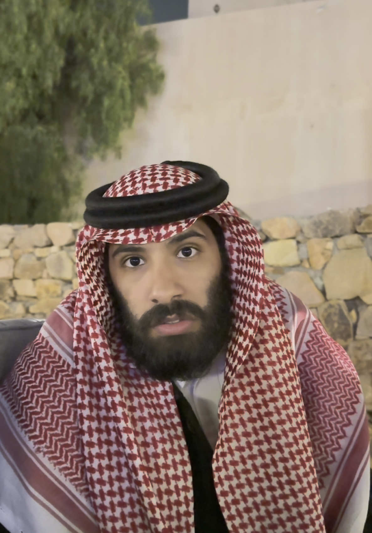 A post by @ii94a on TikTok caption: الجيل الجديد مدلع #طارق_العمري 