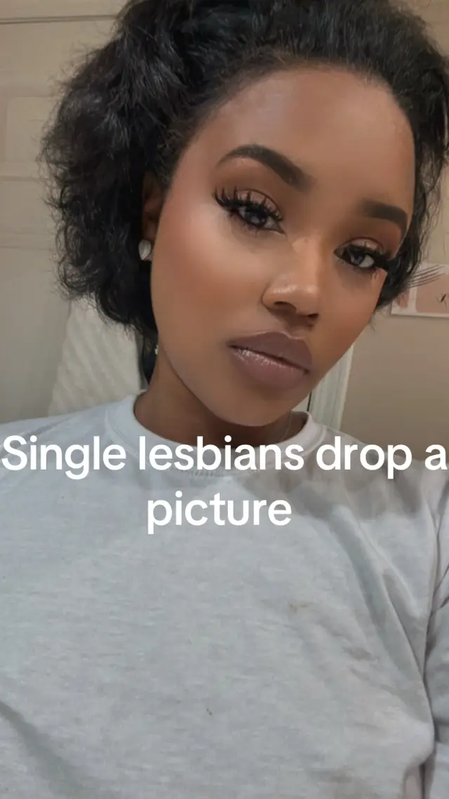 A post by @rasshyj on TikTok caption: Single lesbians drop a pic in the comments! Find your soulmate ❤️ #wlw #singlelesbian #fyp #foryou 