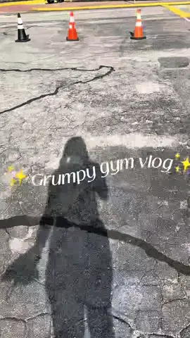 A post by @shuntyringfield on TikTok caption: 😠 🏋🏽‍♀️ 😠 #gymvlog #GymTok 